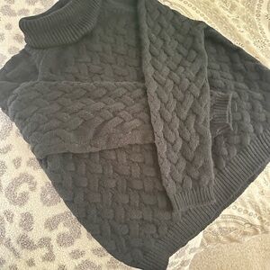 VENUS Black Knit Sweater